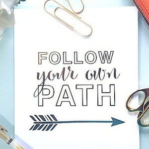 Step by step guide to your first info product resource image